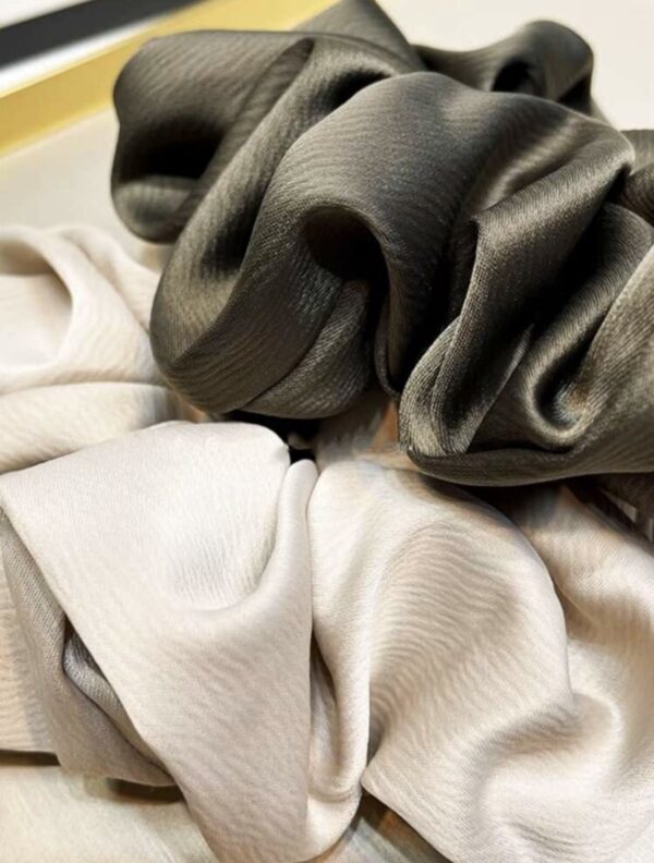 2pcs Satin Hair Scrunchies - Image 2