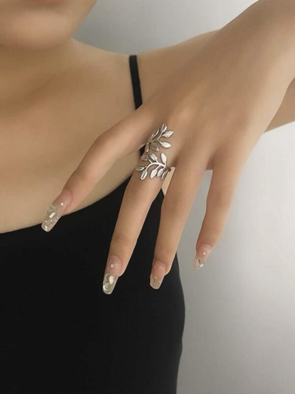 Non Tarnish Leaf Design Wrap Ring