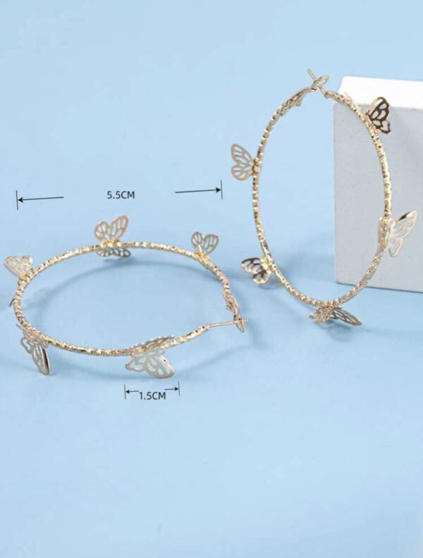 Butterfly Decor Hoop Earrings - Image 3