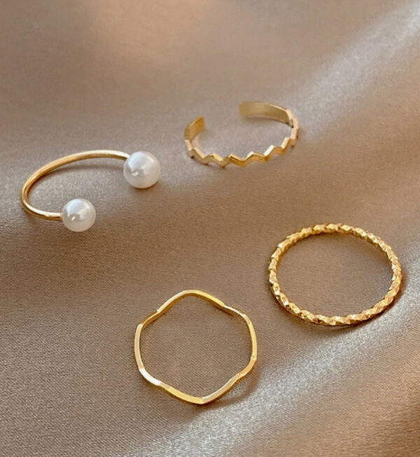 Non Tarnish 4pcs Simple Faux Pearl Wave Design Ring Set