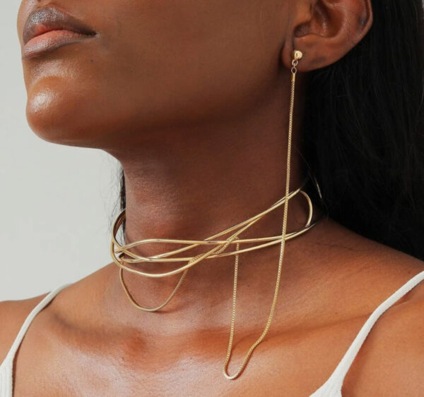 Hollow Out Cuff Choker with Earrings