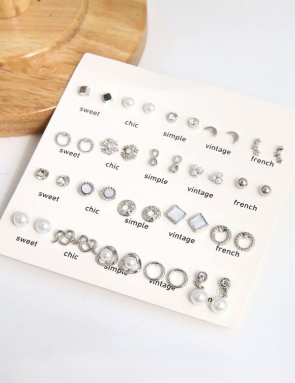 40pcs Moon-Star-Snowflake-Heart Shaped Rhinestone & Faux Pearl Stud - Image 3