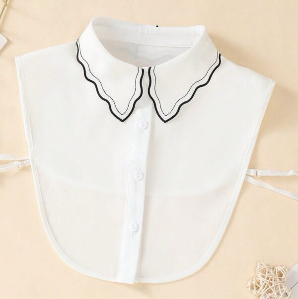 White Snowy Detachable Collar With Black Embroidery Edge