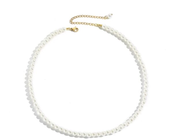 6mm Non Imitation White Pearl Necklace