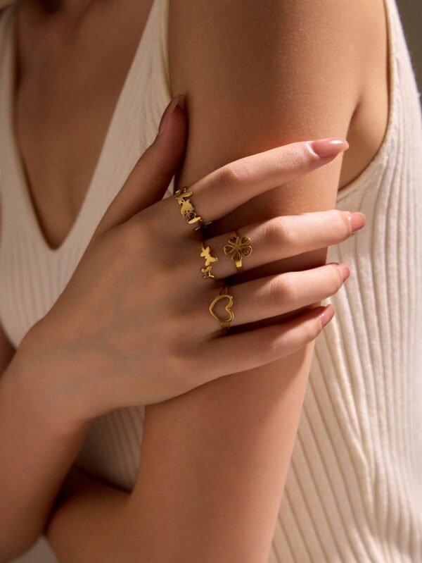 4pcs Adjustable Non Tarnish Pattern Ring Set