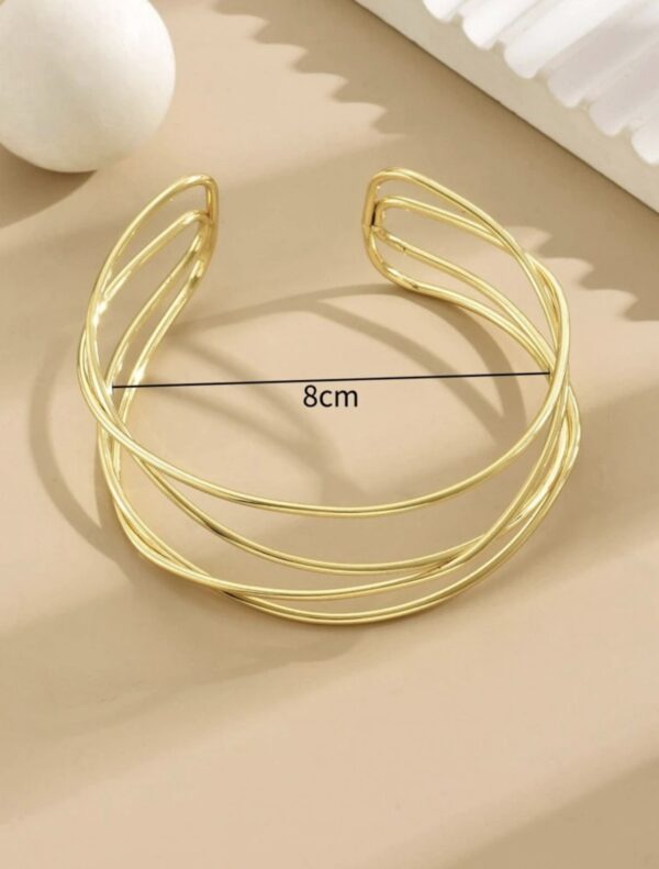 Fashionable Criss Cross Arm Cuff - Image 5