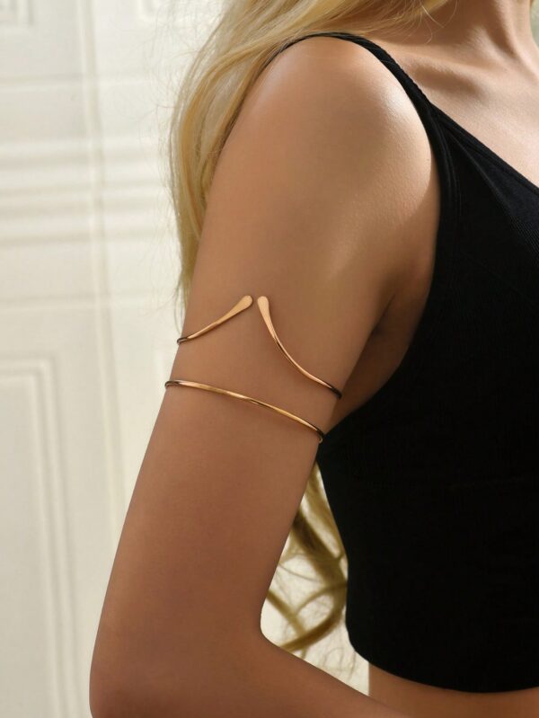 Minimalist Arm Cuff