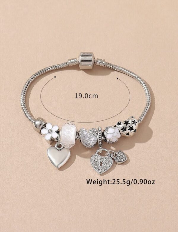 Heart Rhinestone Decor Minimal Bracelet - Image 4