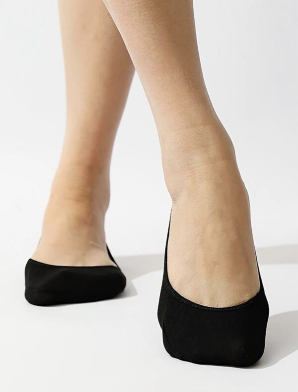 1pair Solid Invisible Socks - Image 2